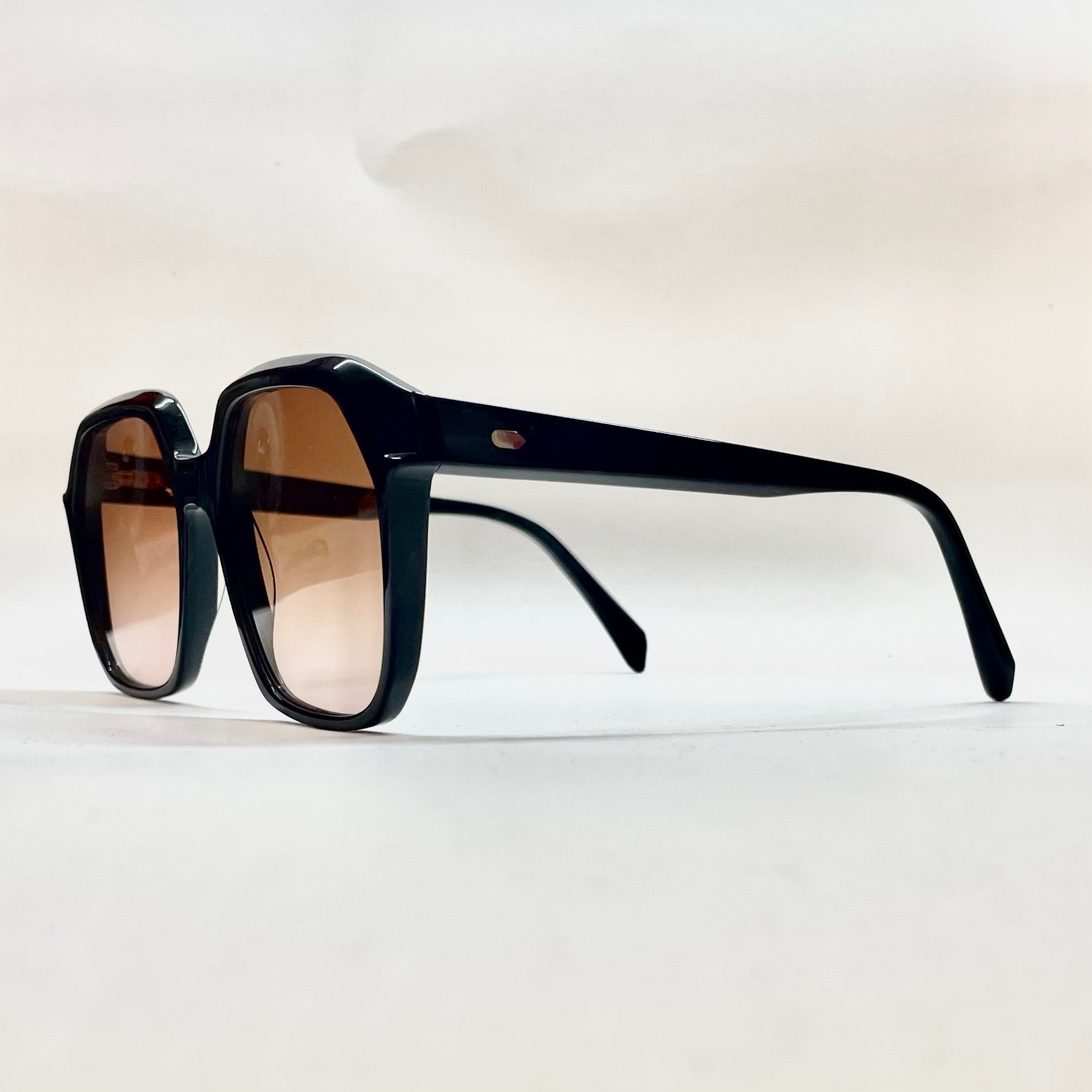 GLASS DARK CANDY-thumbmail-2