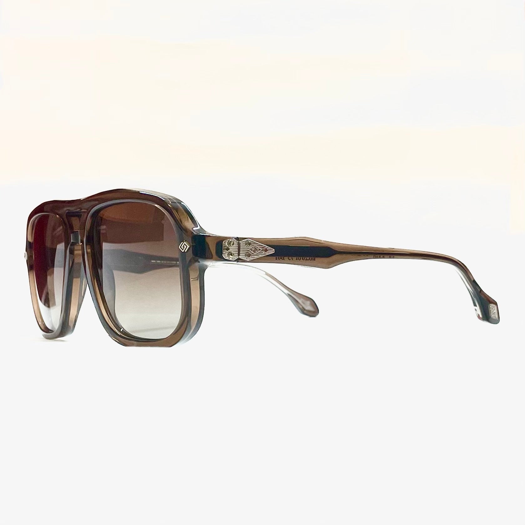 CLAUS TRANSLUCENT BROWN