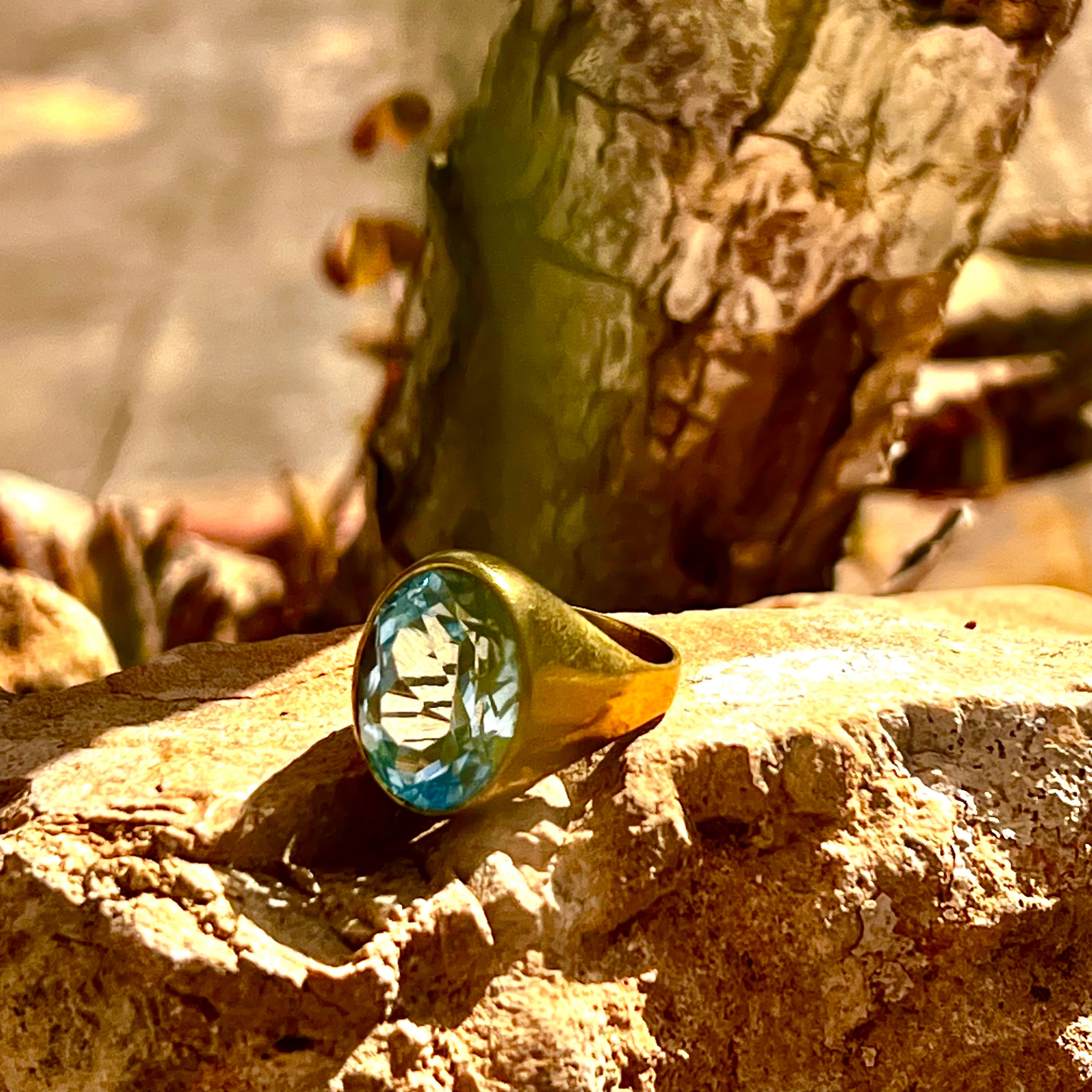 AQUAMARINE / BRASS RING