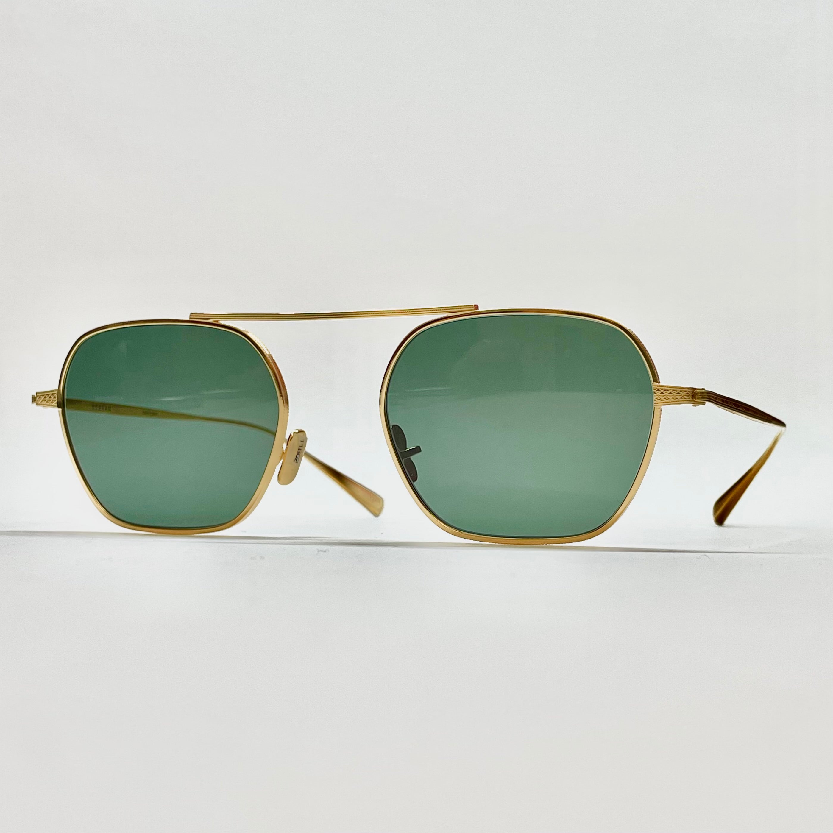 STRIPES GOLD-thumbmail-1